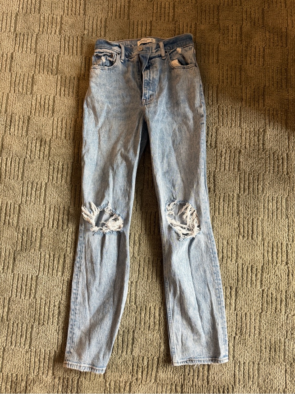 Abercrombie & Fitch Light Wash Ripped Skinny Jeans